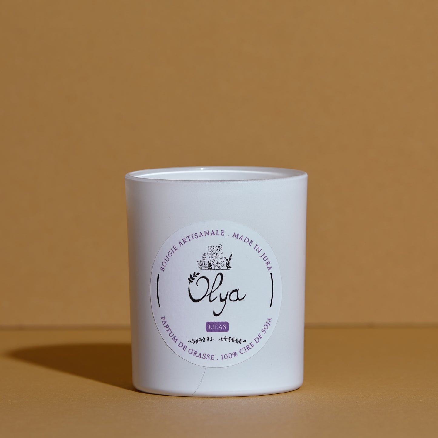 Lilac - Scented artisanal candle 